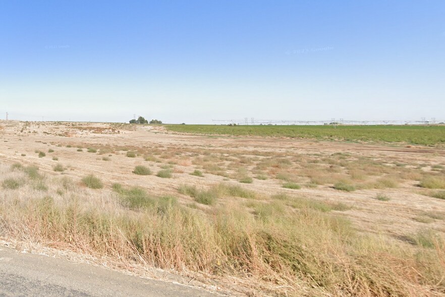 More Photos Of TBD N Railroad Ave, Pasco Land For Sale