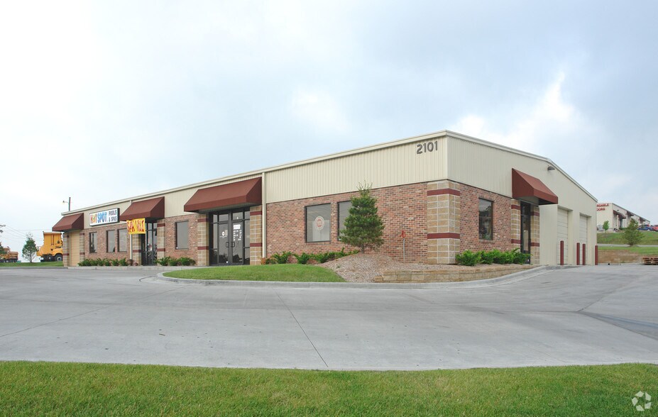Primary Photo Of 2101 Kara Ct, Liberty Warehouse For Lease