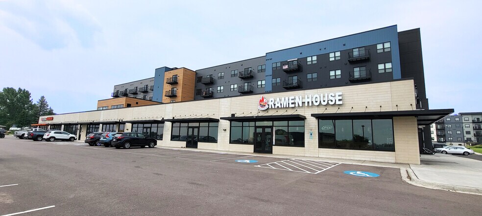 Primary Photo Of 110 E 2nd St, Superior Apartments For Lease