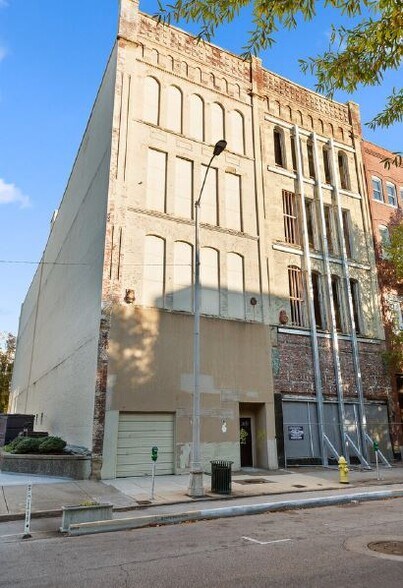 More Photos Of 619 Market St, Chattanooga Office For Sale