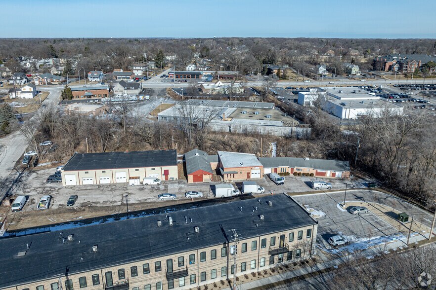 More Photos Of 202 S. 13th Ave. St. Charles Il. 60174 Ave, St Charles Flex For Lease