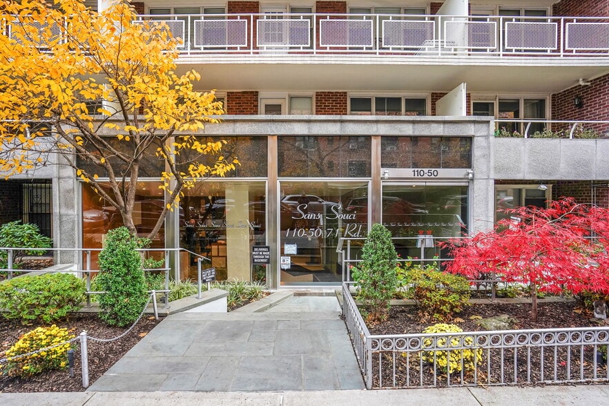 More Photos Of 11050 71st Rd, Forest Hills Apartments For Sale