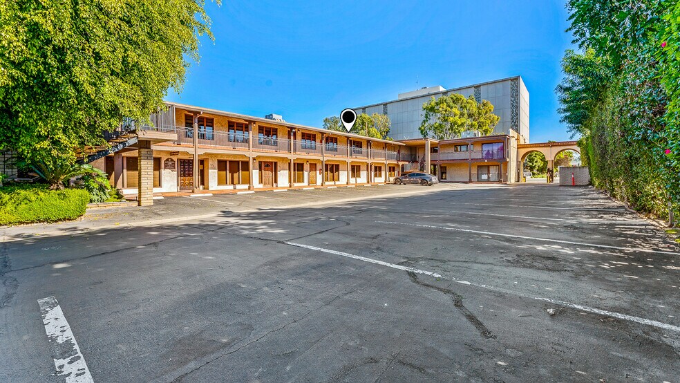 More Photos Of 12749 Norwalk Blvd, Norwalk Office For Lease
