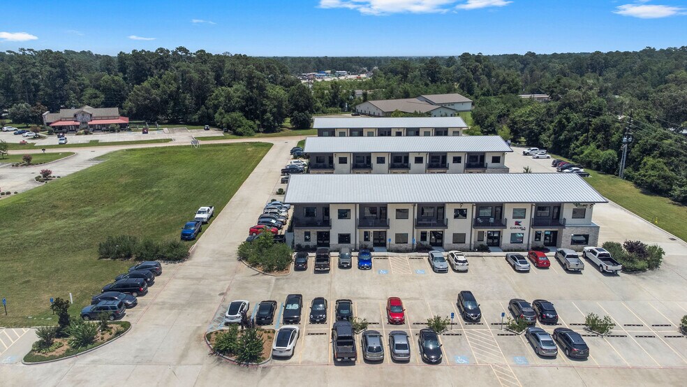 More Photos Of 1330 Rayford Park Rd, Spring Loft Creative Space For Lease