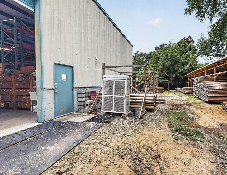 More Photos Of 890 Carter Rd, Winter Garden Warehouse For Lease