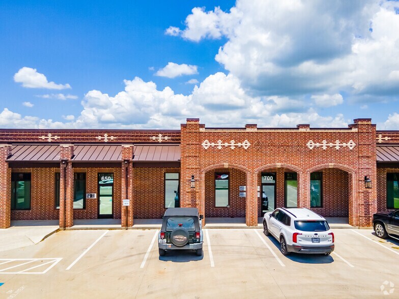 More Photos Of 3348 Peden Rd, Fort Worth Office Residential For Lease