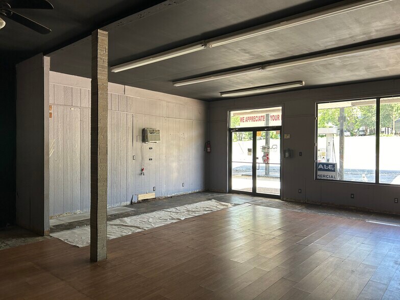 More Photos Of 200 N Frankston Hwy, Frankston Convenience Store For Sale