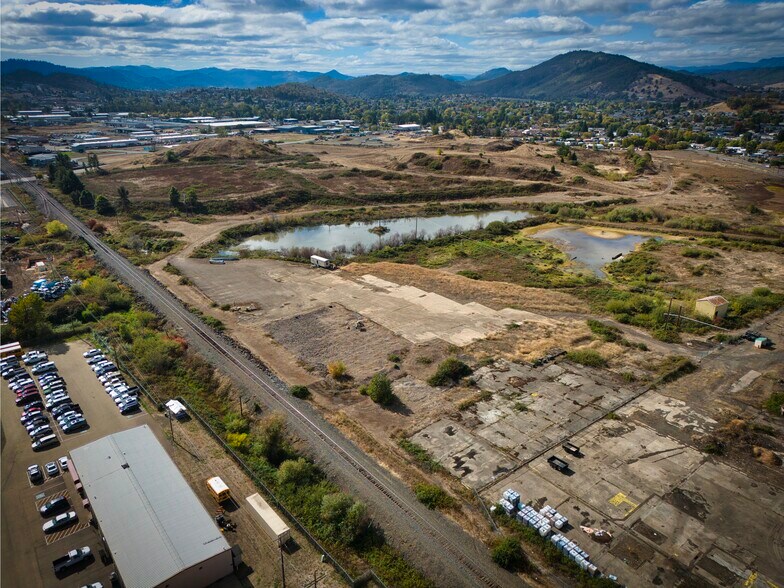 More Photos Of 3625 Carnes Rd, Roseburg Land For Sale