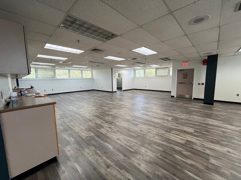 More Photos Of 446-450 Union Blvd, Allentown Medical For Lease