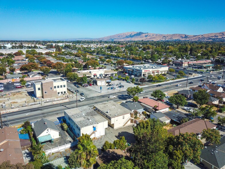 More Photos Of 1668 Mckee Rd, San Jose Office For Lease