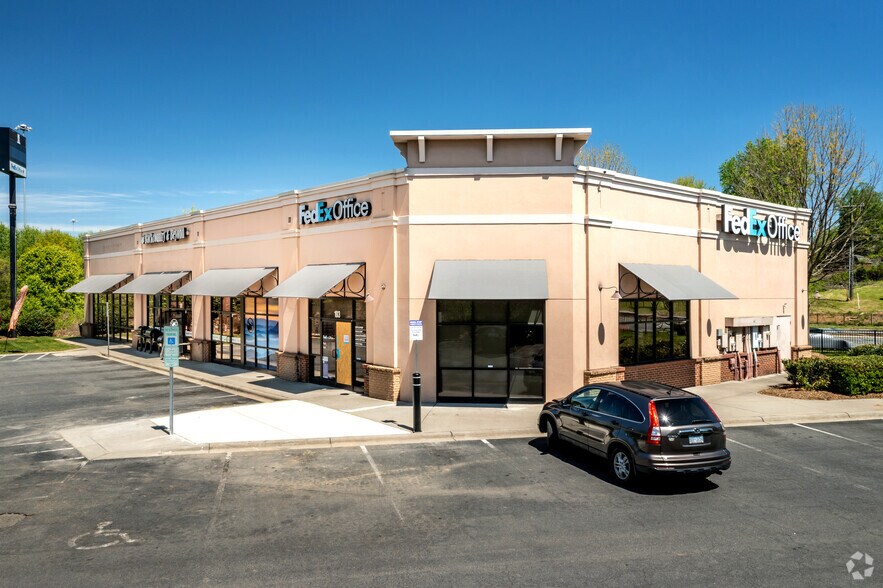 More Photos Of E Innes St, Salisbury Unknown For Lease