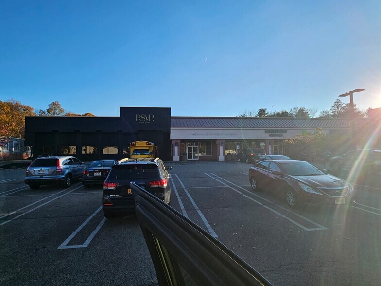 More Photos Of 209-221 Route 59, Suffern Freestanding For Lease