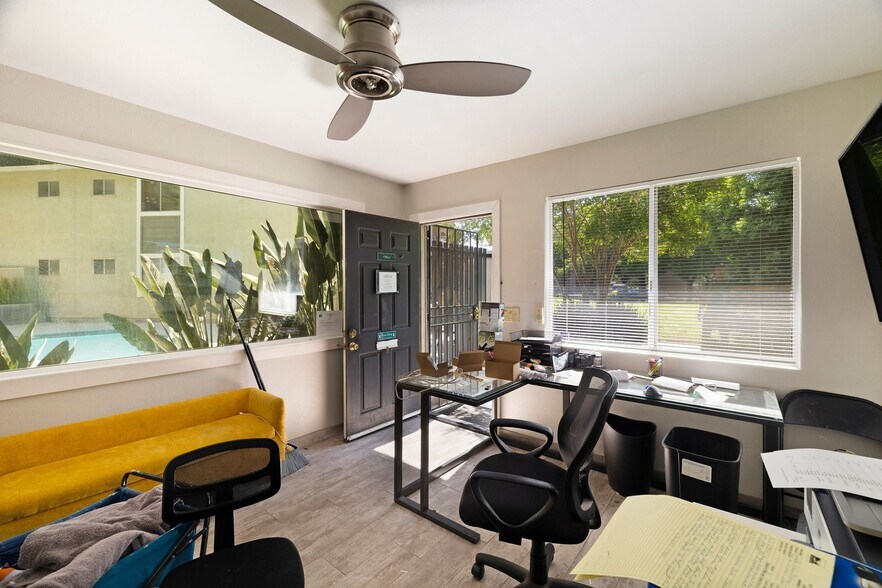 More Photos Of 721 W 11th St, Chico Apartments For Sale