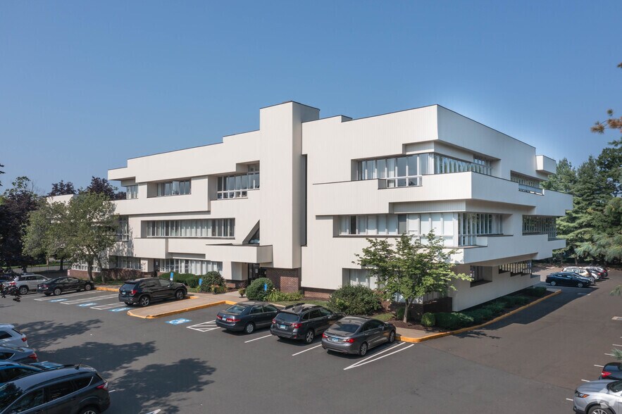 Primary Photo Of 60 Washington Ave, Hamden Medical For Sale