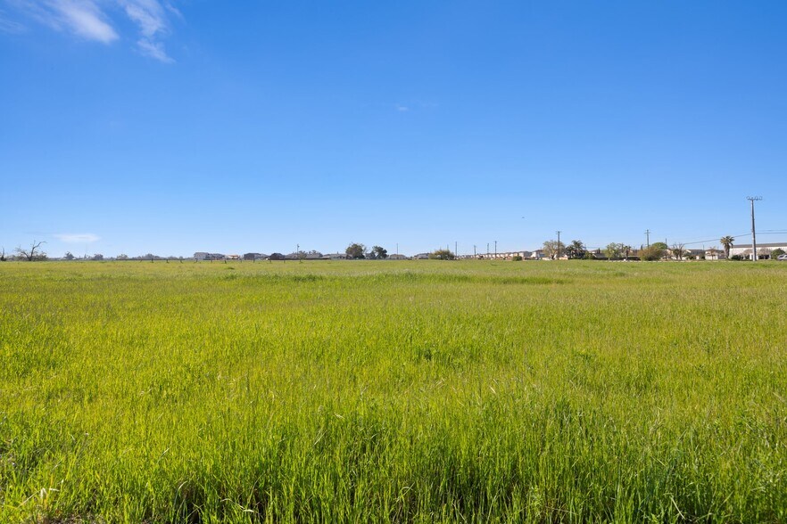 More Photos Of 8922 Florin Rd, Sacramento Land For Sale