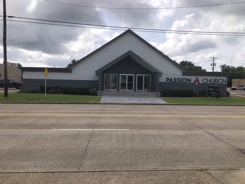 Primary Photo Of 6200 39th St, Groves Religious Facility For Sale