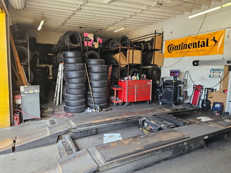 More Photos Of 4346 E Cesar E Chavez Ave, Los Angeles Auto Repair For Sale