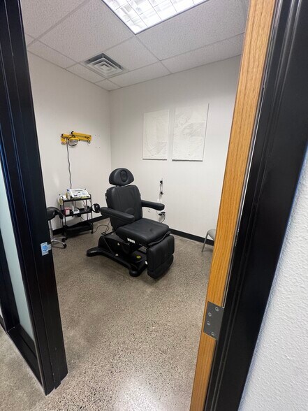 More Photos Of 2612 NE 114th Ave, Vancouver Freestanding For Lease