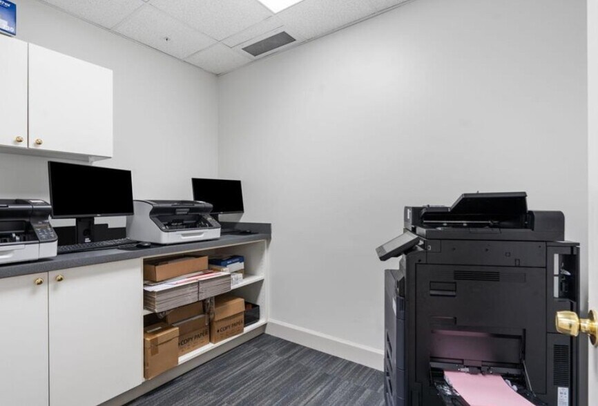 More Photos Of 2822 Hillcreek Dr, Augusta Medical For Sale