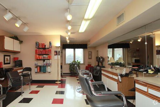 More Photos Of 1201 Carson Way, Greenwood Apartments For Lease