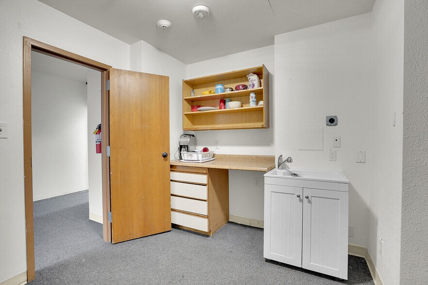 More Photos Of 330 Park Ave, Fort Lupton Office For Lease