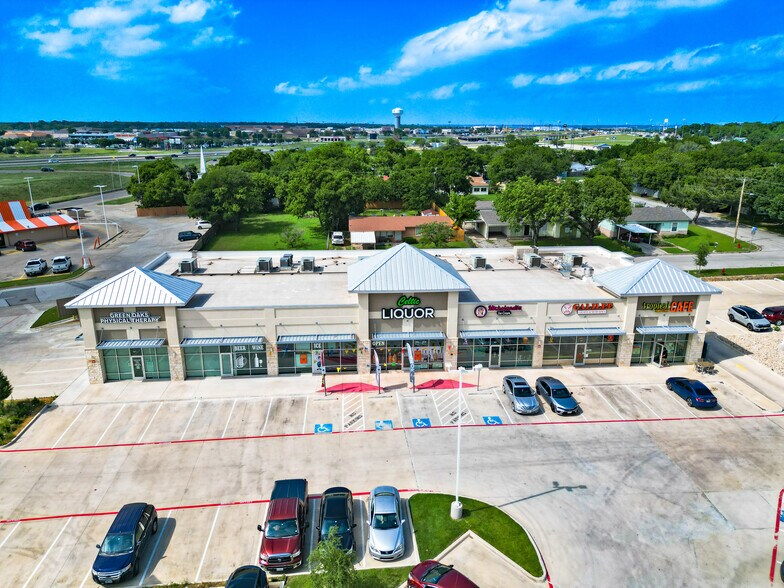 More Photos Of 6116 Lake Worth Blvd, Fort Worth Storefront Retail Office For Sale