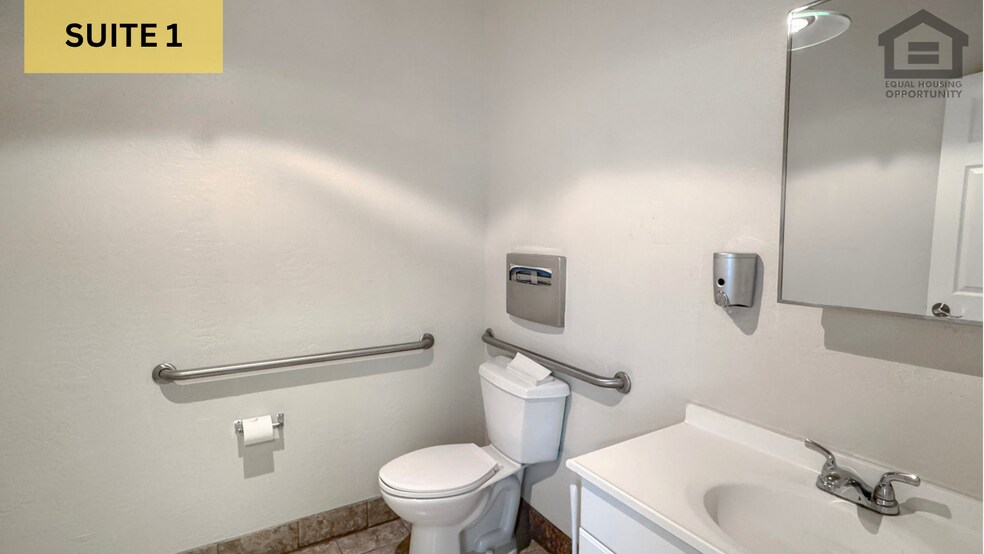 More Photos Of 201 E Cottonwood Ln, Casa Grande Office For Lease