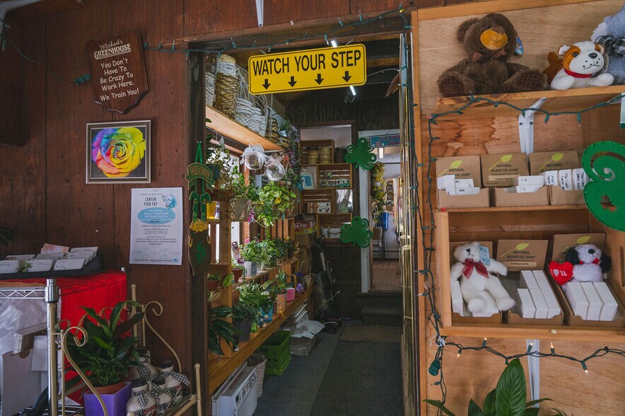 More Photos Of 2774 Oneida St, Sauquoit Specialty For Sale