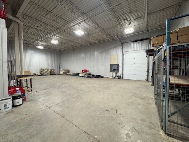 More Photos Of 2954 Ontario St, Perth East Freestanding For Lease