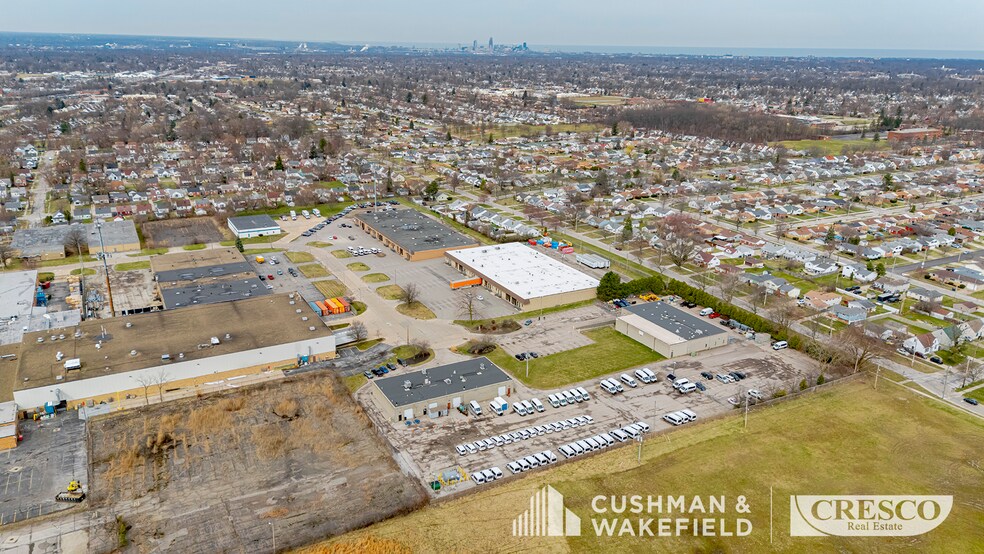 More Photos Of 4300 Cranwood Pky, Warrensville Heights Warehouse For Sale