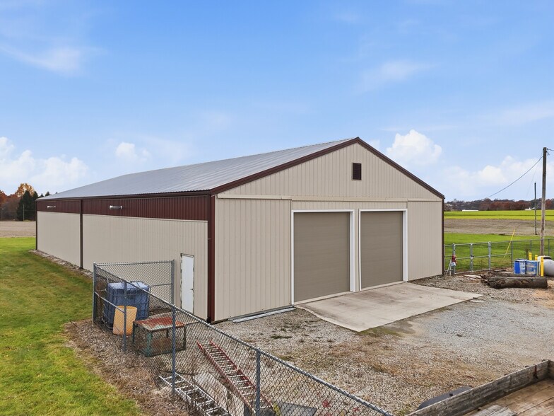 More Photos Of 4485 Back Orrville Rd, Wooster Light Distribution For Sale