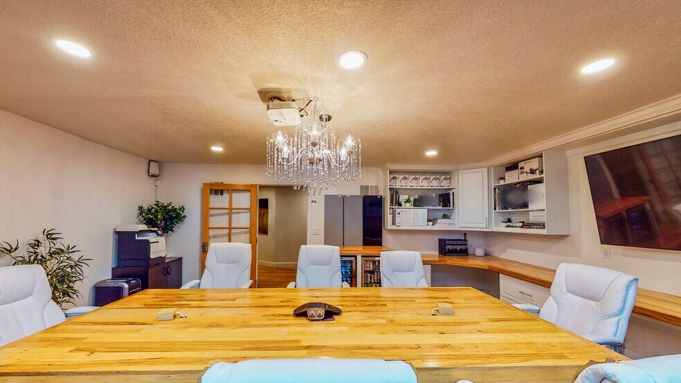 More Photos Of 3889 S Eastern Ave, Las Vegas Office For Sale