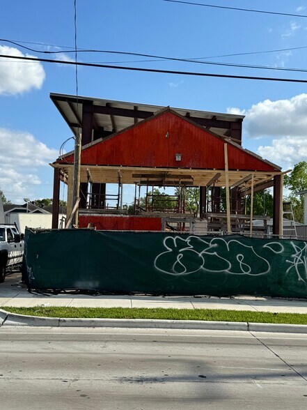 Primary Photo Of 1103 W Cavalcade St, Houston Industrial For Lease