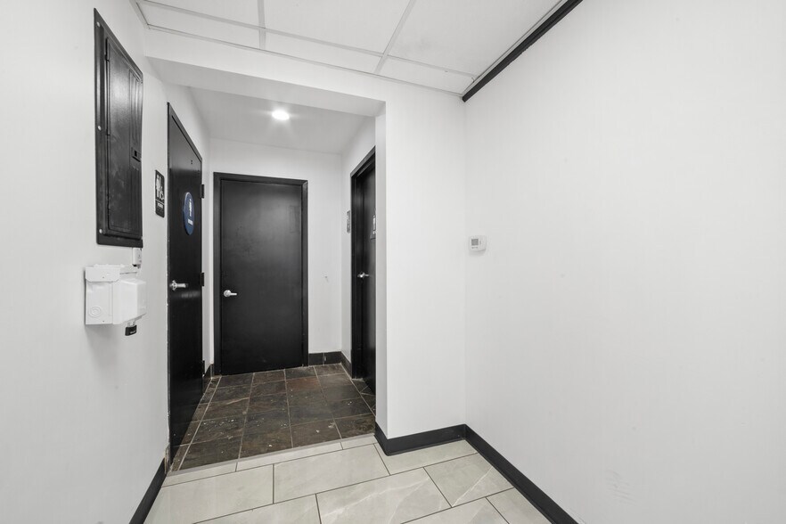 More Photos Of 11291 Folsom Blvd, Rancho Cordova Auto Dealership For Sale