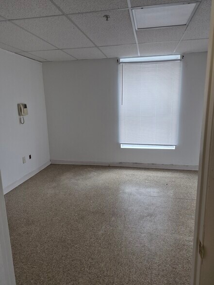 More Photos Of 1419 N 2nd St, Harrisburg Office Residential For Lease