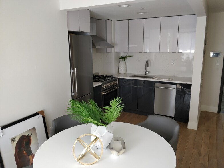 More Photos Of 27-05 41st Ave, Long Island City Apartments For Sale