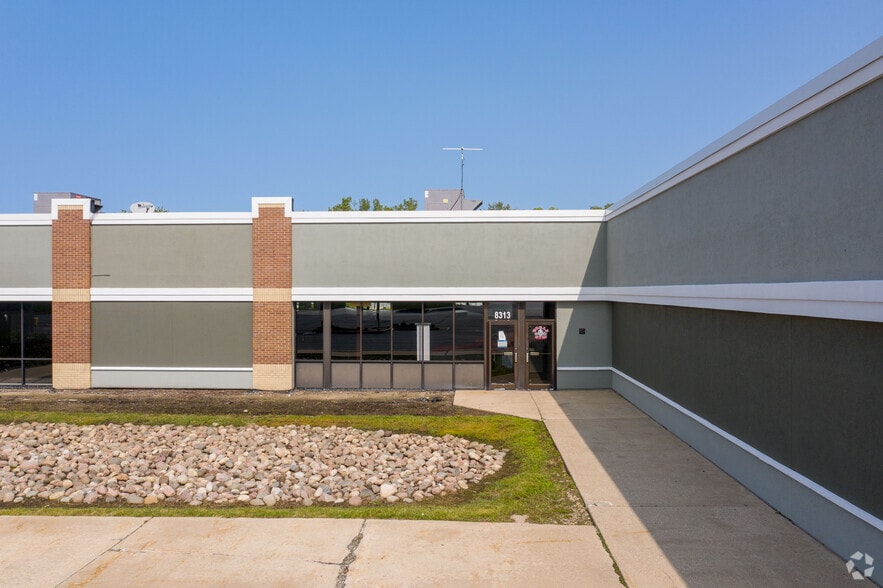 More Photos Of 8301-8349 Indianapolis Blvd, Highland Unknown For Lease