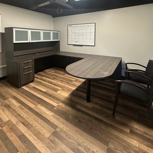 More Photos Of 7600 147th St W, Apple Valley Freestanding For Sale