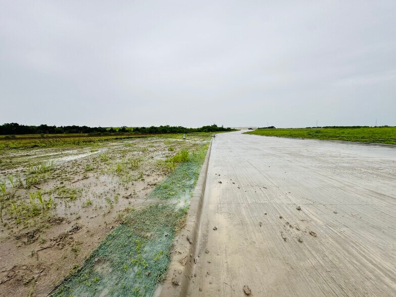 More Photos Of 5545 Pinegates Rd, Greenville Land For Sale