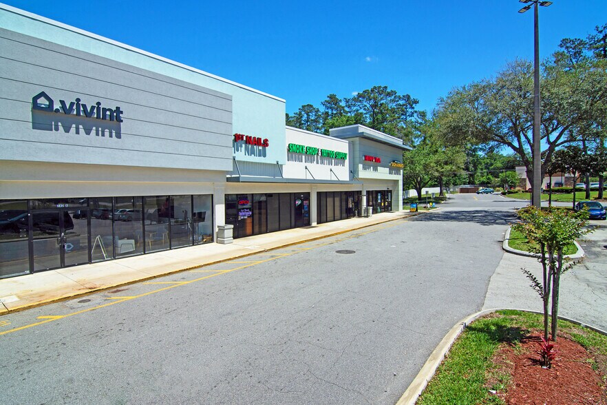 More Photos Of 8595 Beach Blvd, Jacksonville Unknown For Lease