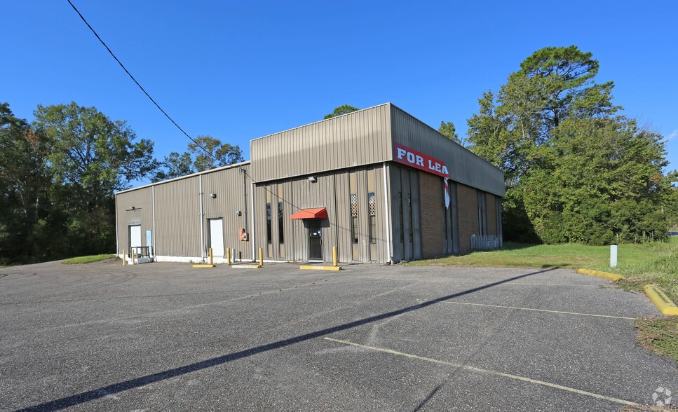 More Photos Of 1495 50th St, Kingsland Warehouse For Lease