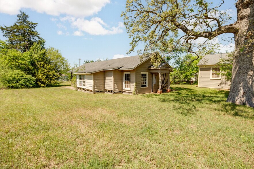 More Photos Of 600 North ave, Bryan Land For Sale