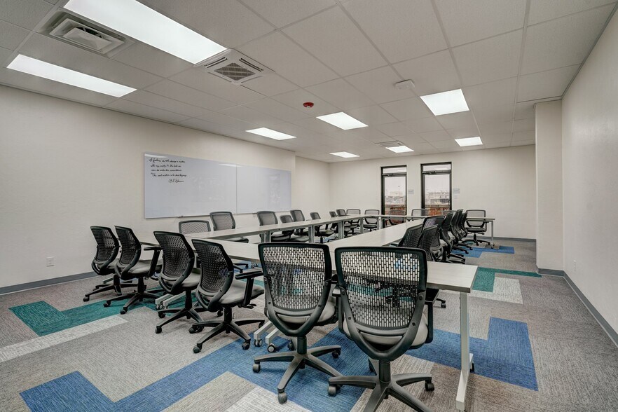 More Photos Of 111 SW C Ave, Lawton Medical For Sale