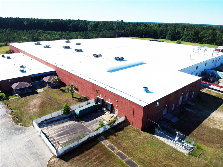 More Photos Of 1000 Bicycle Way, Manning Distribution For Lease