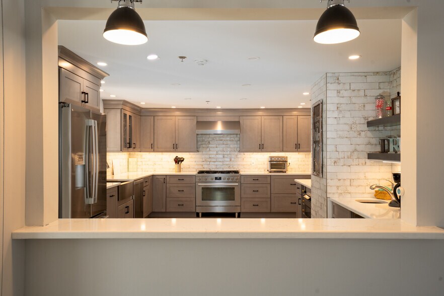 More Photos Of 2759 Vt Rt 11, Peru Hotel For Sale