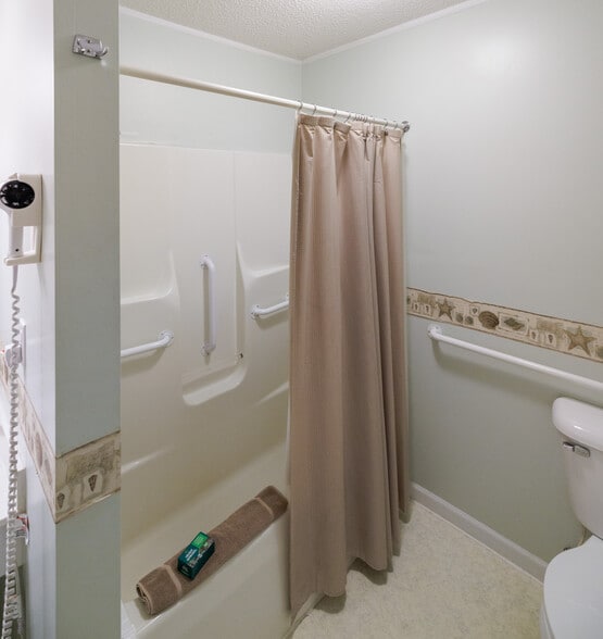 More Photos Of 129 Hiawatha Trl, Pickens Hotel For Sale