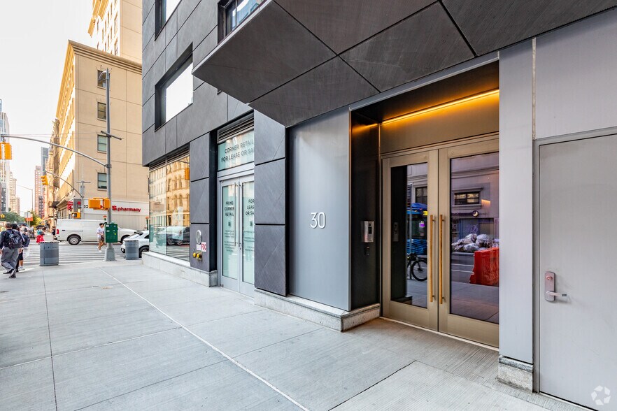 More Photos Of 149 CHURCH St, New York Apartments For Lease