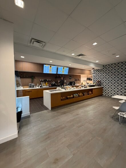 More Photos Of 12404 Park Central Dr, Dallas Office For Lease