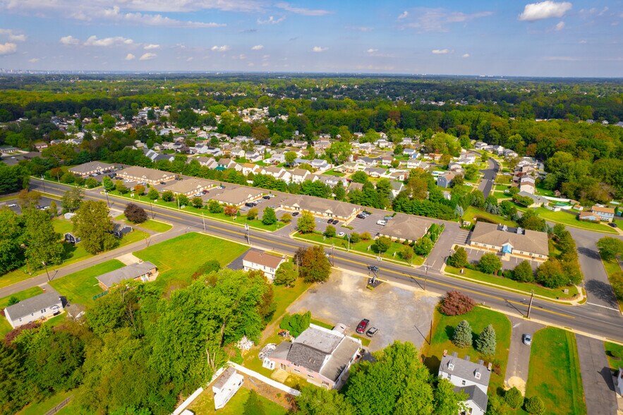 More Photos Of 1387-1389 Chews Landing Rd, Clementon Medical For Sale