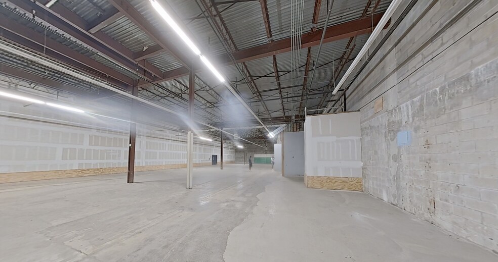 More Photos Of 1546 Ohio Ave S, Live Oak Unknown For Lease